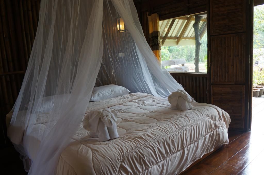 Khao Sok Jungle Resort Khao Sok National Park Exterior photo