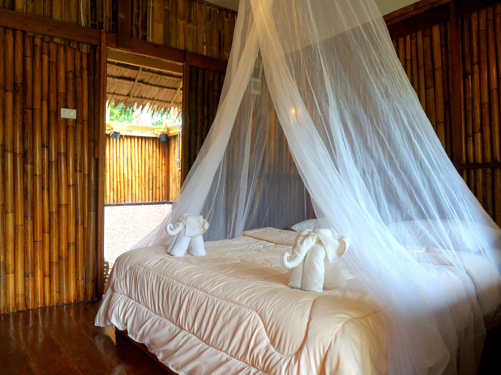 Khao Sok Jungle Resort Khao Sok National Park Exterior photo